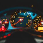 Lampki kontrolne w samochodzie – Duży przegląd wszystkich lampek kontrolnych