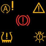 Światła z wykrzyknikiem. Na które z nich należy uważać? lampki kontrolne z wykrzyknikiem