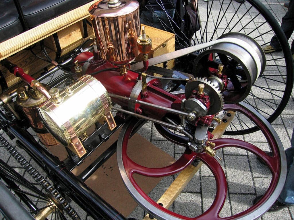 Benz_Patent_Motorwagen_Engine
