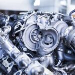Silnik z turbodoładowaniem – jak działa, zalety i rodzaje napełniania Silnik z doładowaniem